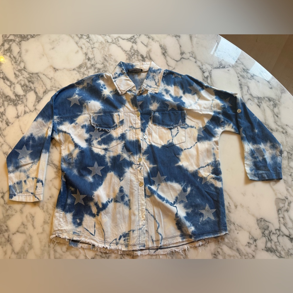 VTG Kabana Blue & White Tie-Dye Star Print Button Down Shirt Women’s – PTP 23.5”